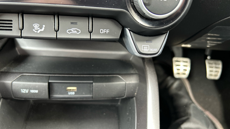 Kia Stonic 1.0T GDi 48V GT-Line 5dr Petrol Estate